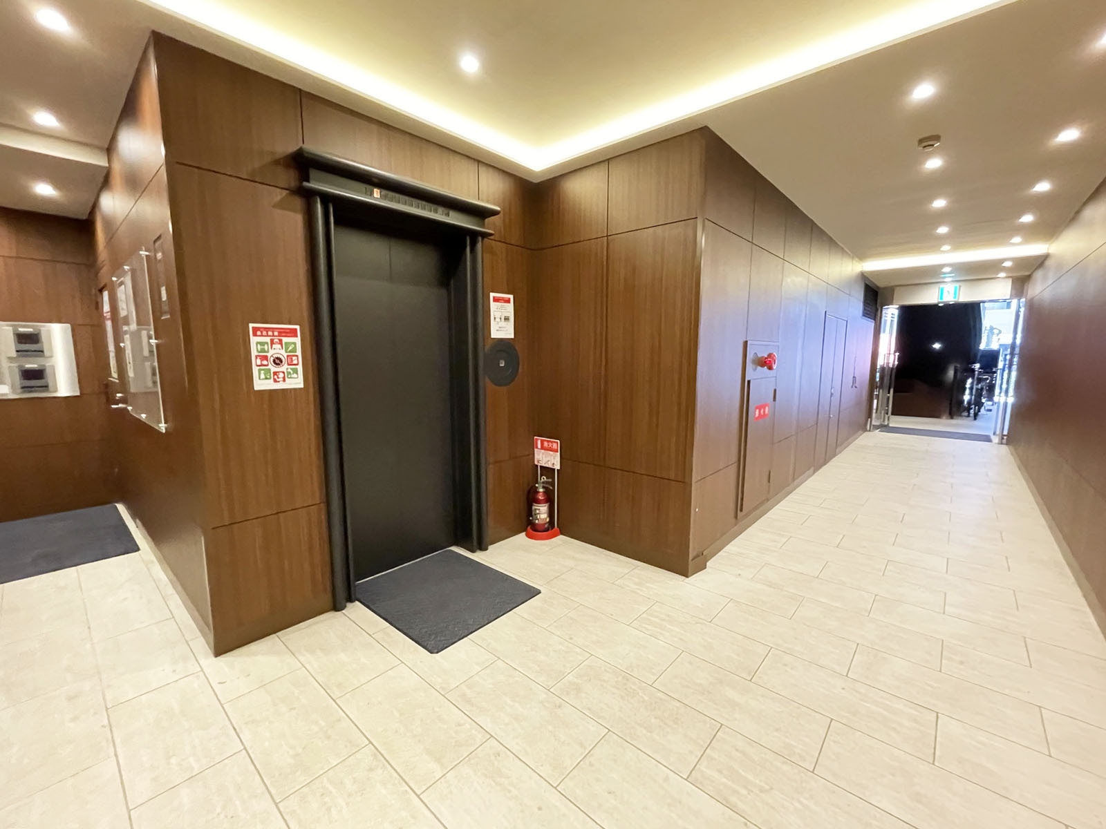 エントランス