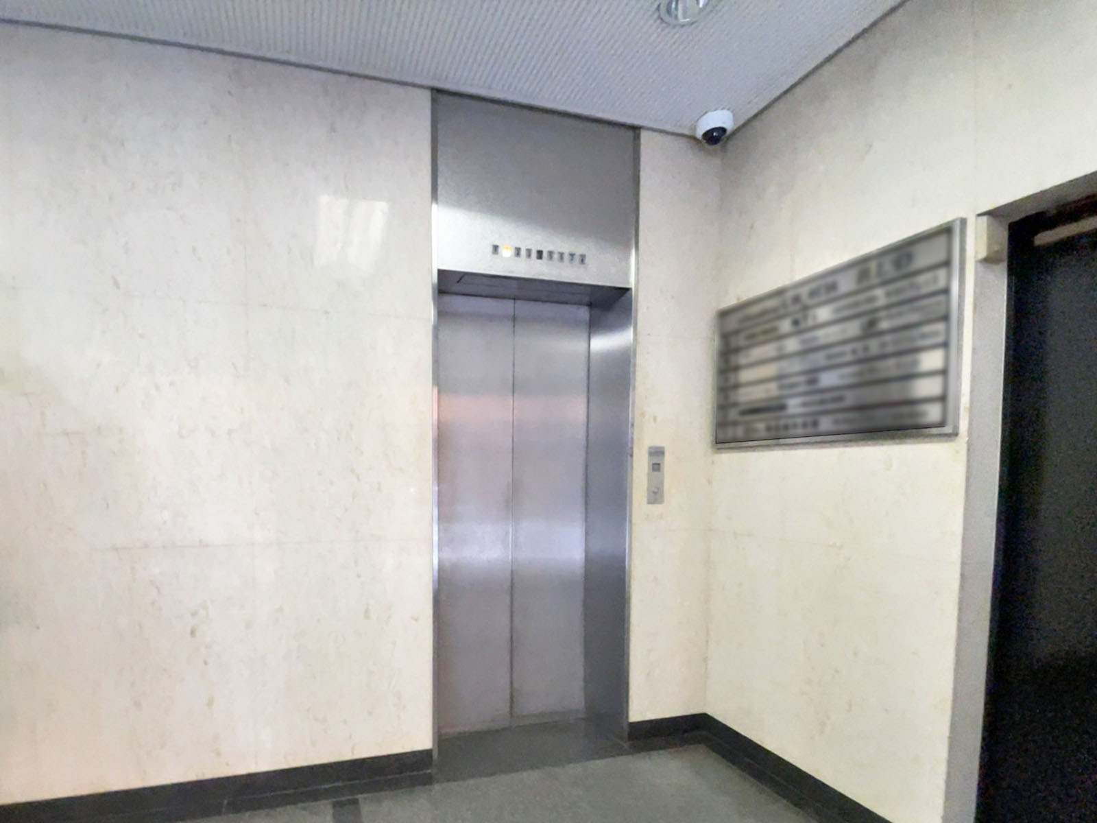 エレベーター(1基)