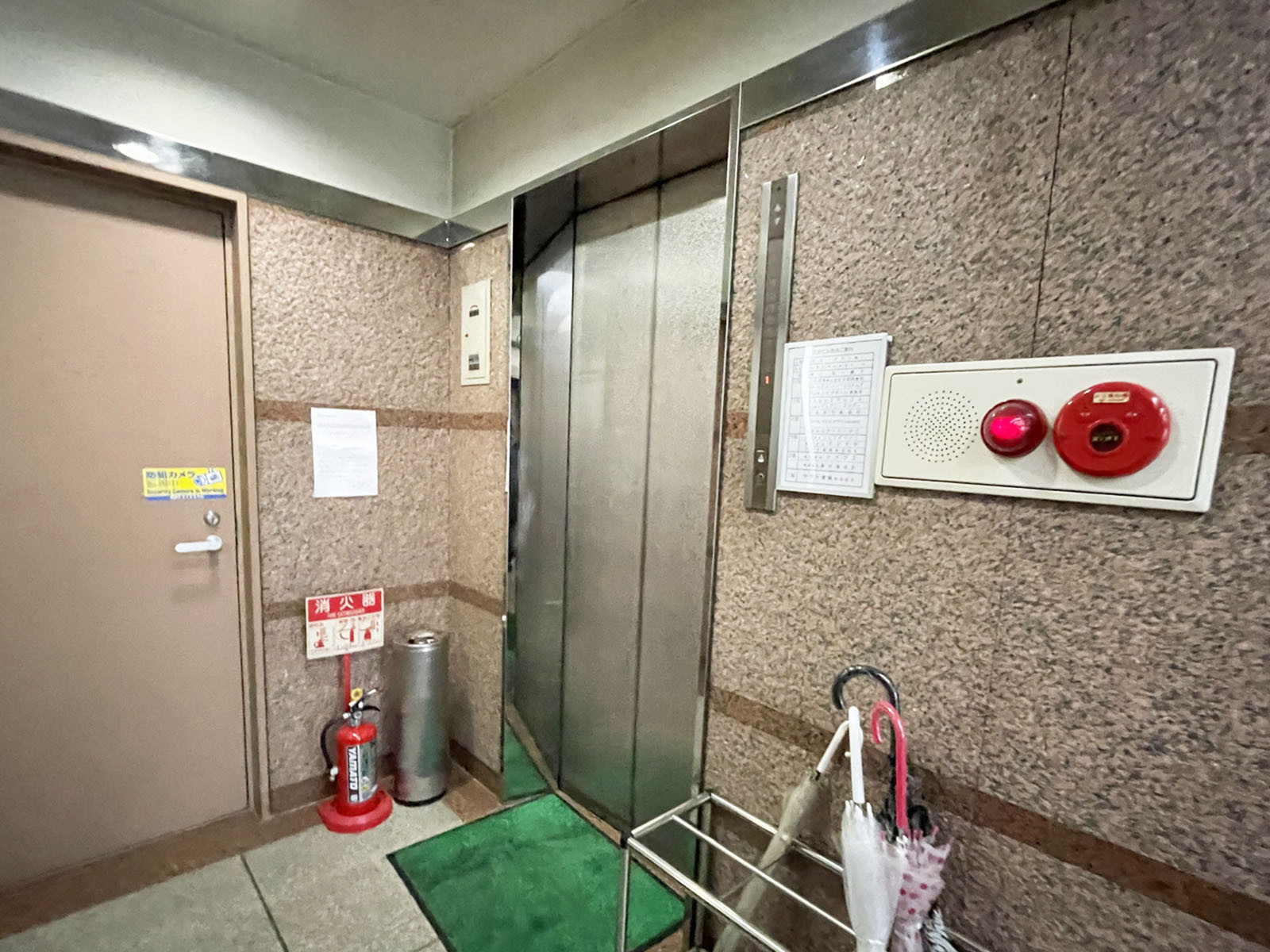 エレベーター