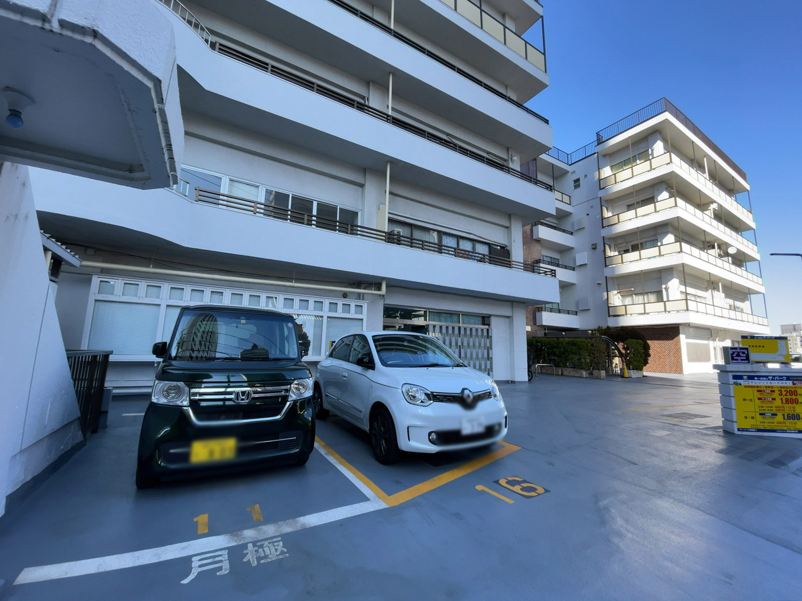 駐車場