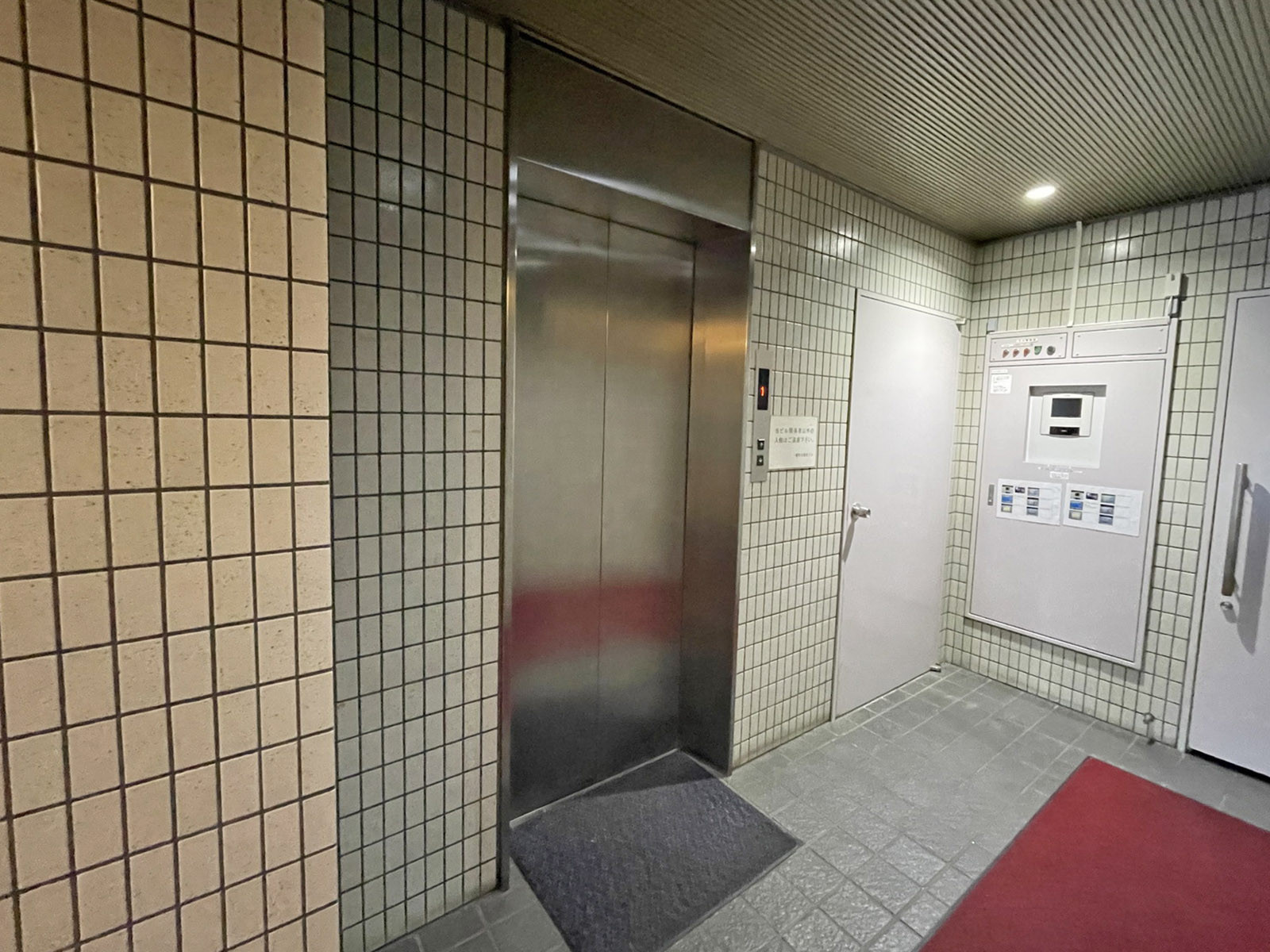 エレベーター