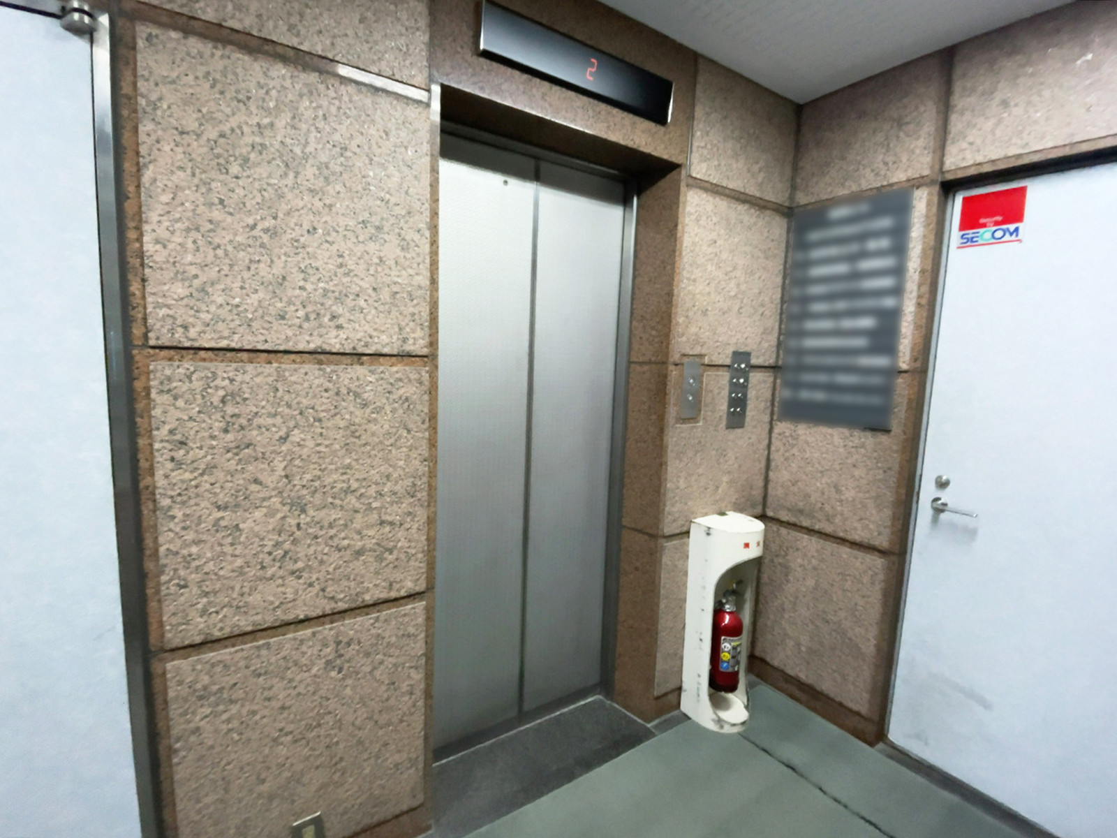 エレベーター
