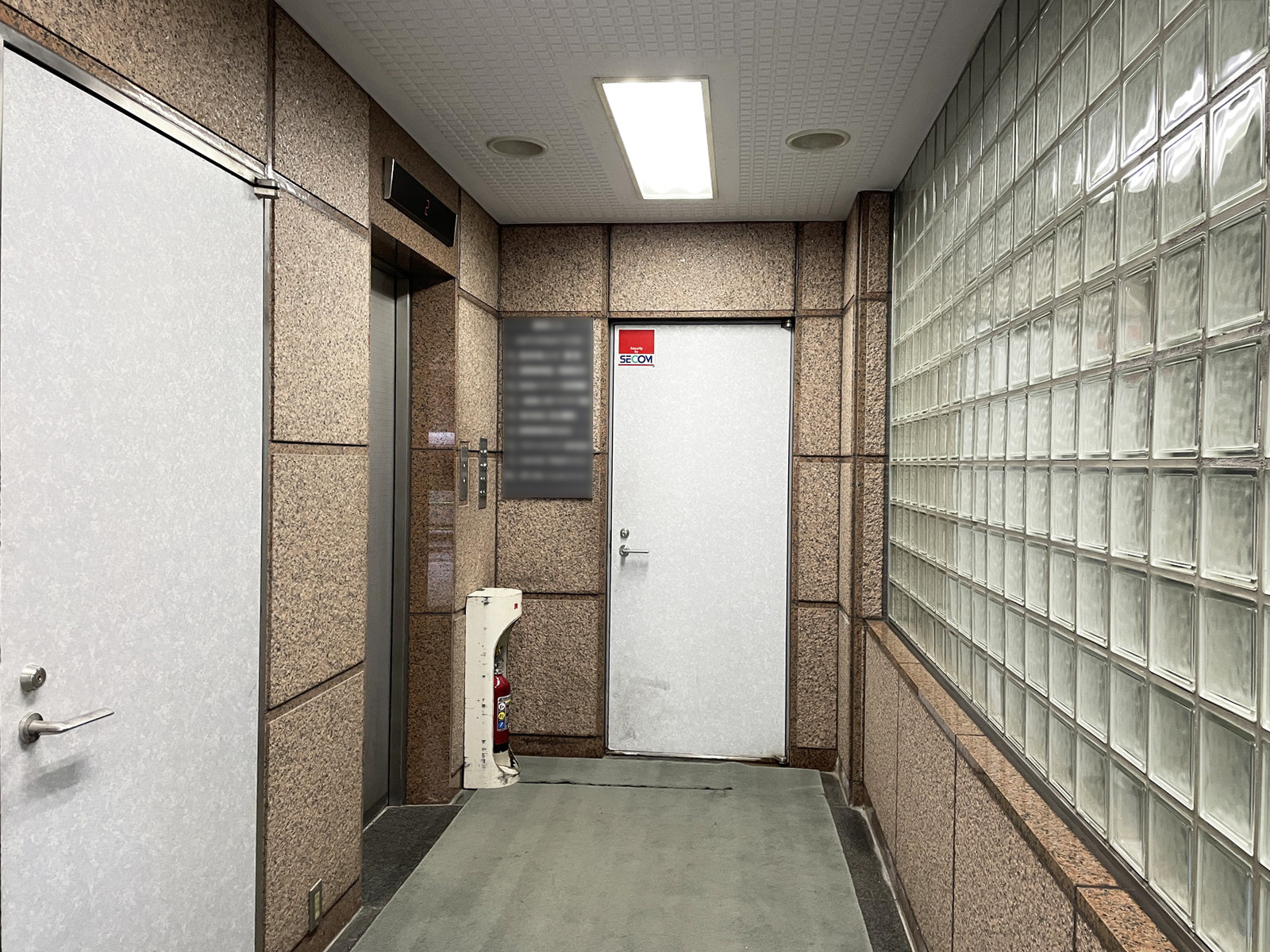 エントランス