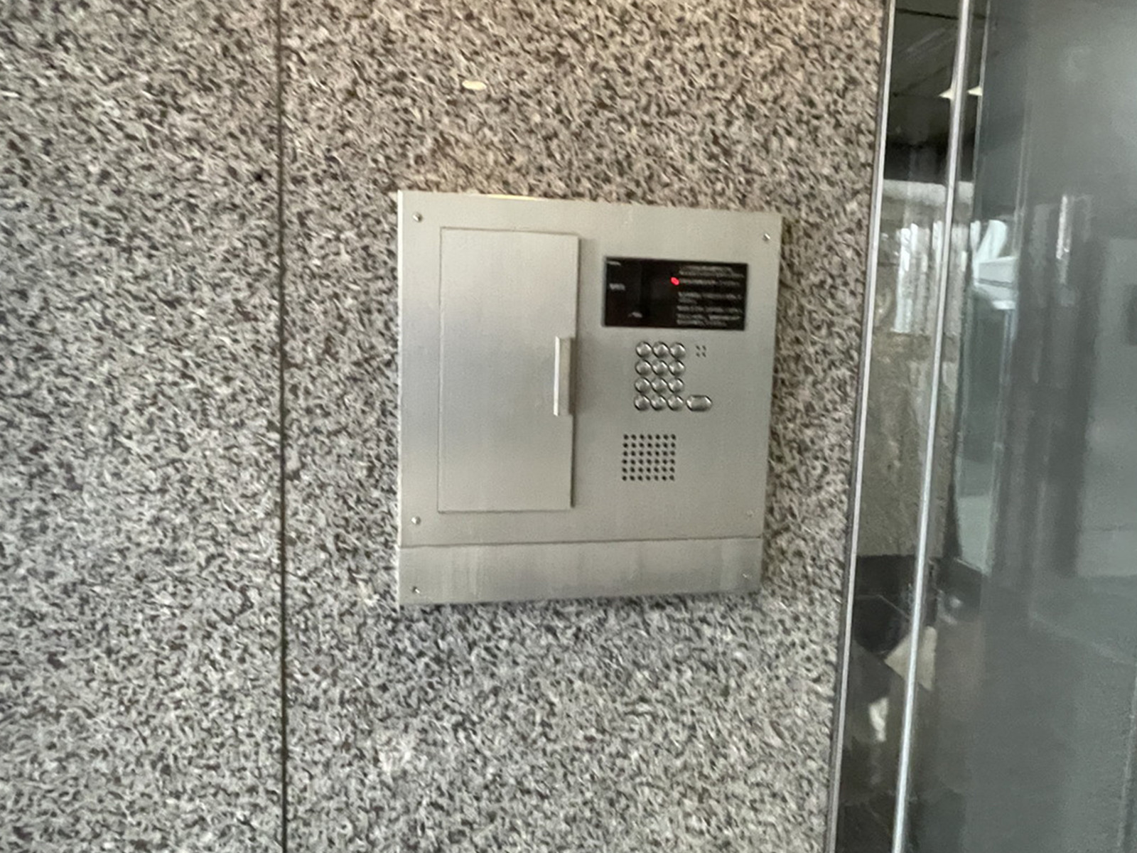 インターホン