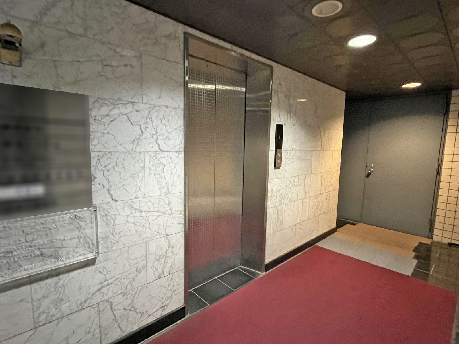 エレベーター(1基)