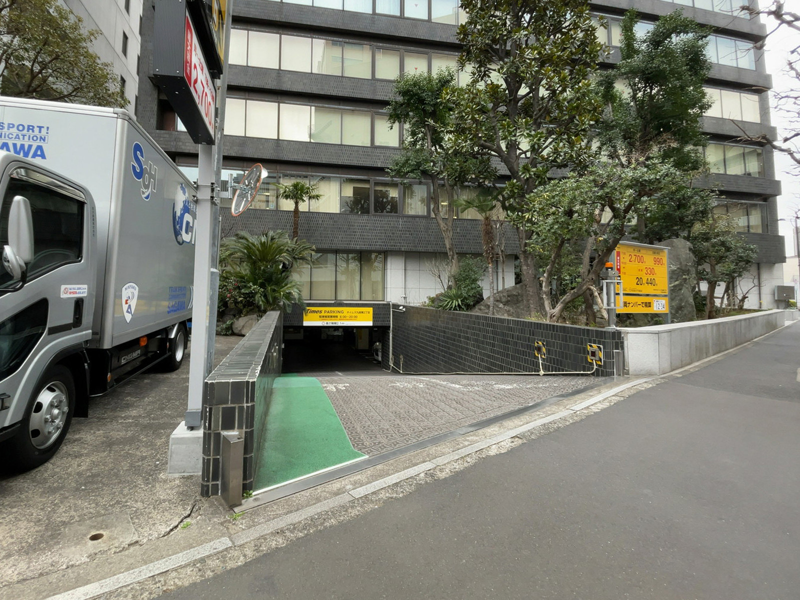 駐車場
