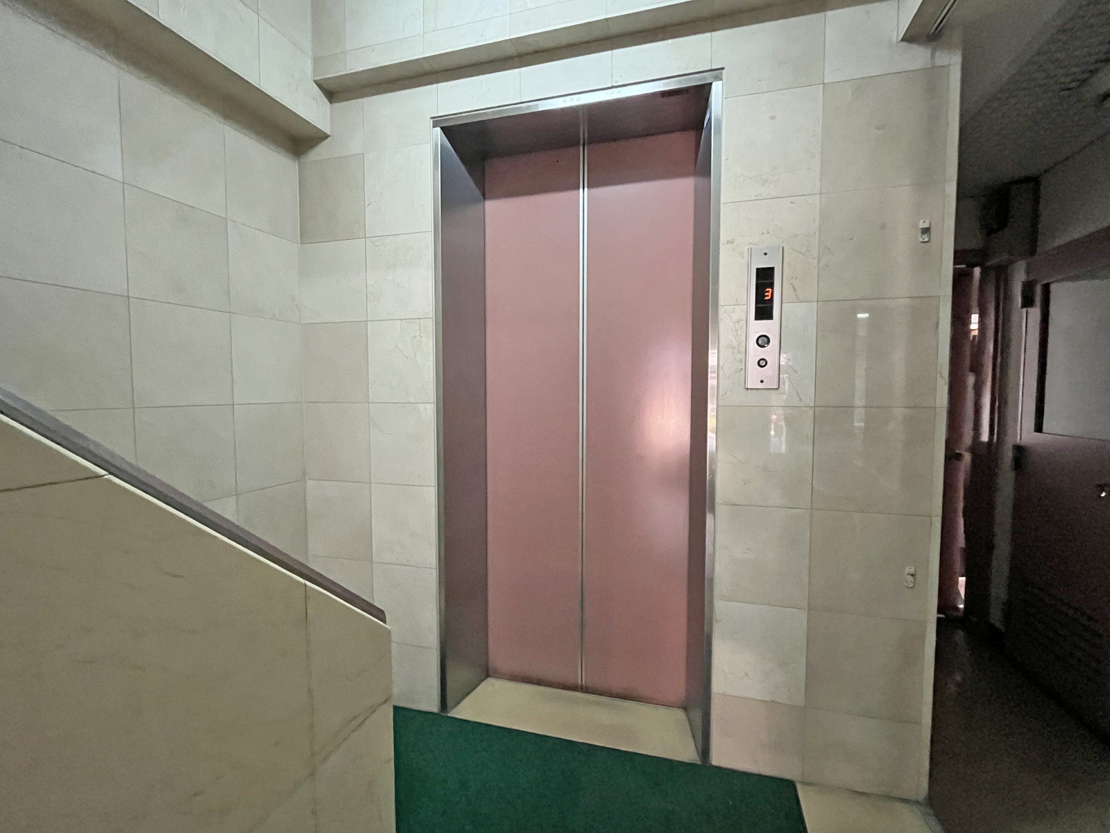 エレベーター