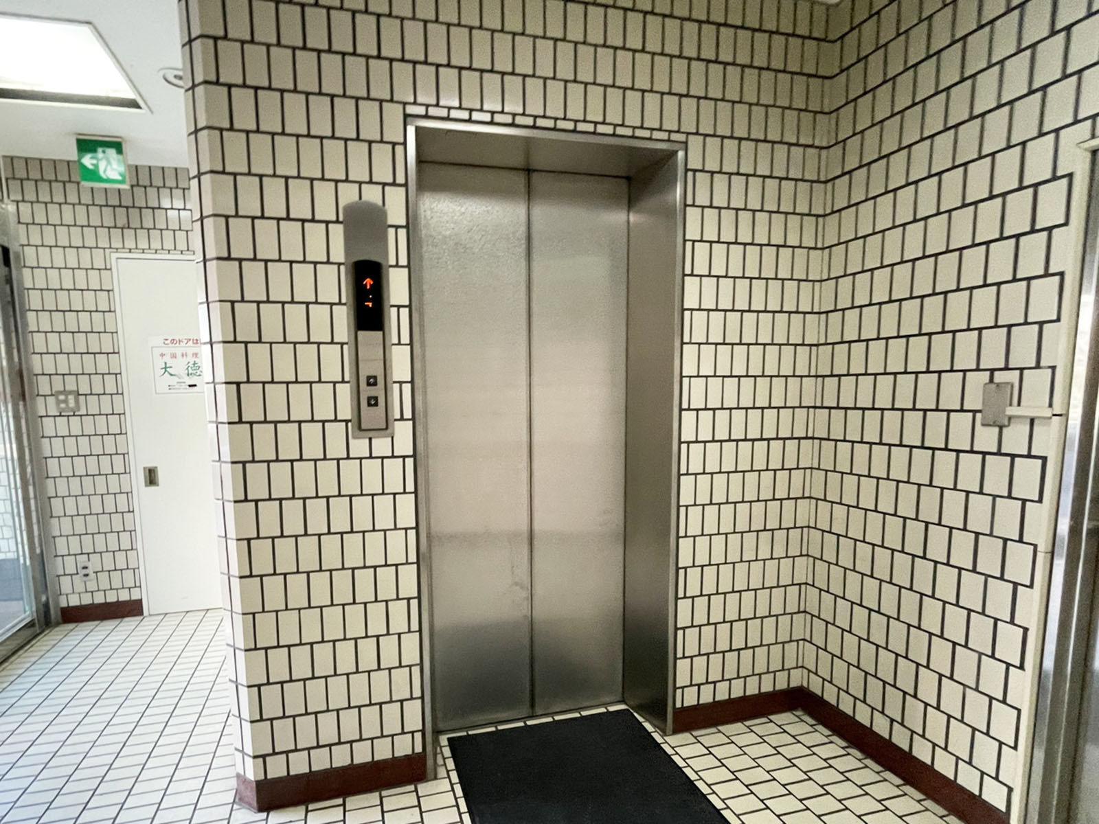 エレベーター