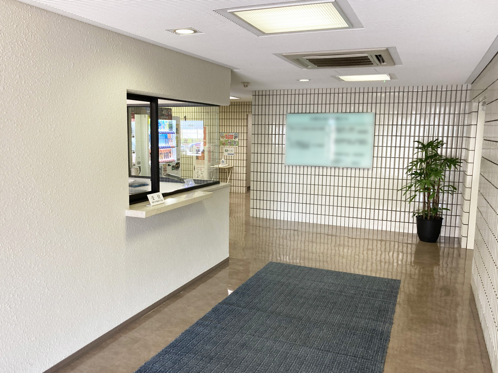 エントランス
