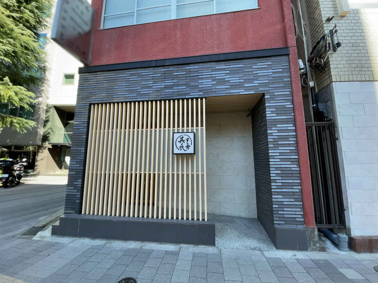 1階の飲食店