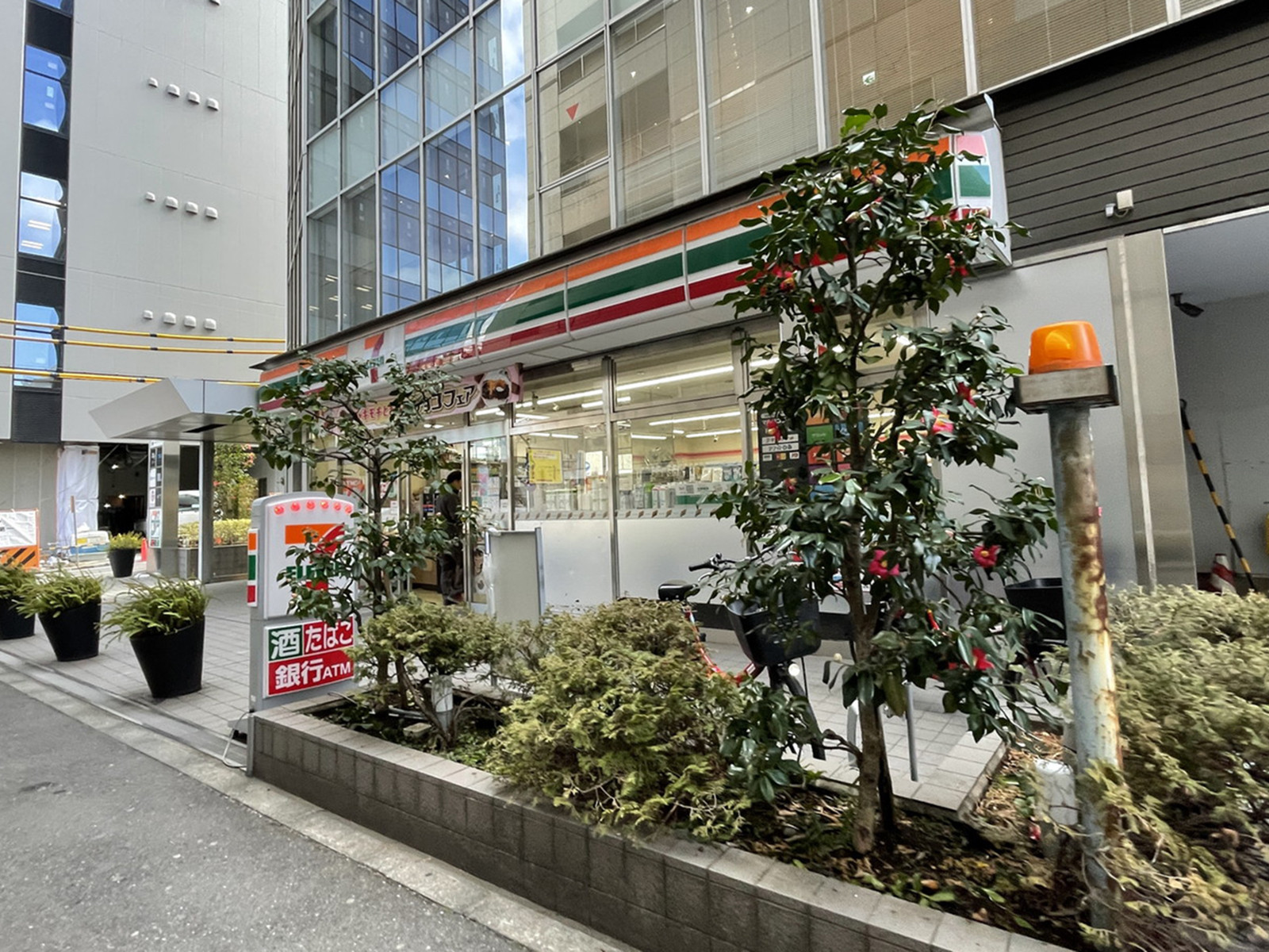 1階のセブンイレブン千代田五番町店