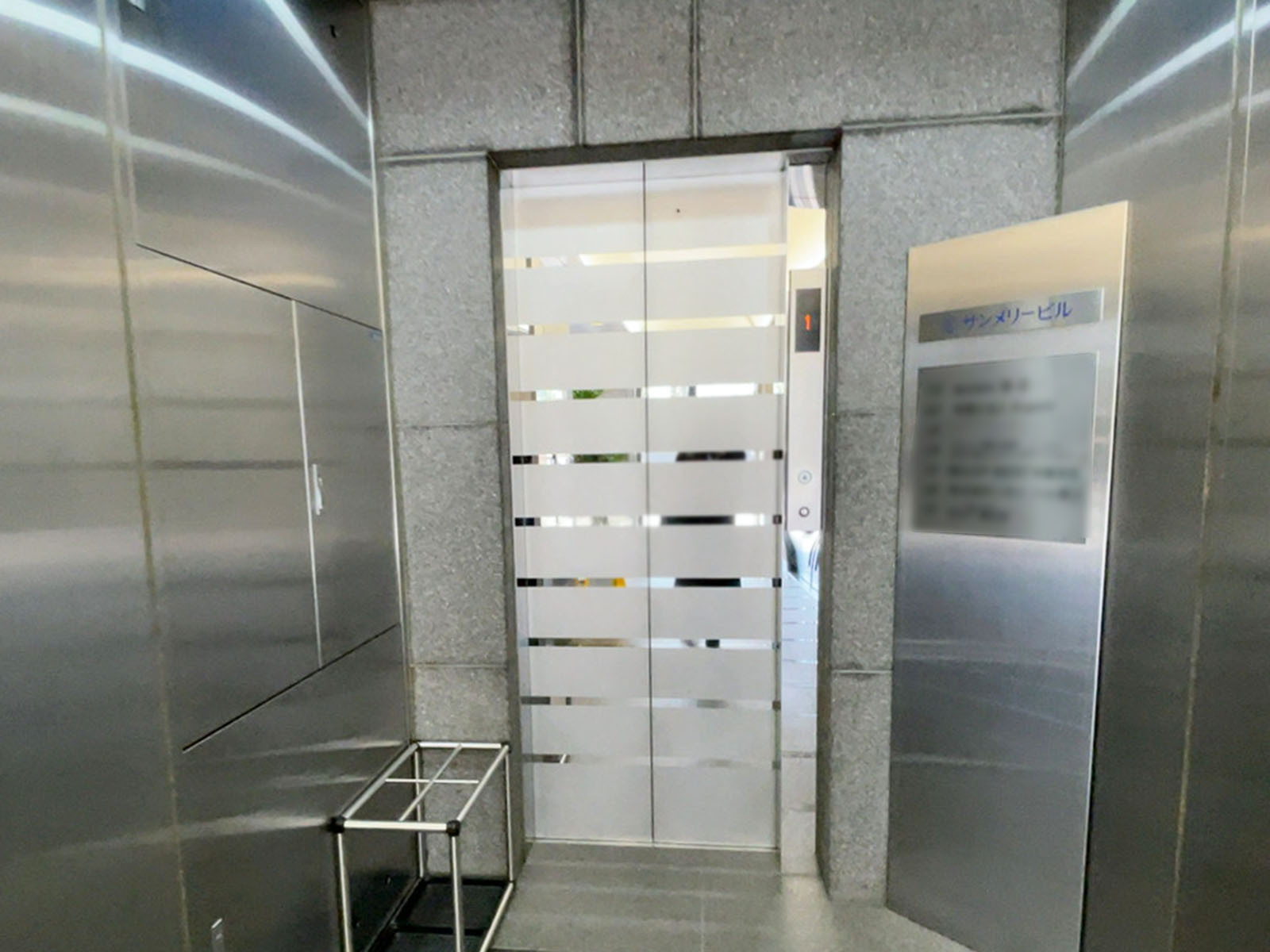 エレベーター(1基)
