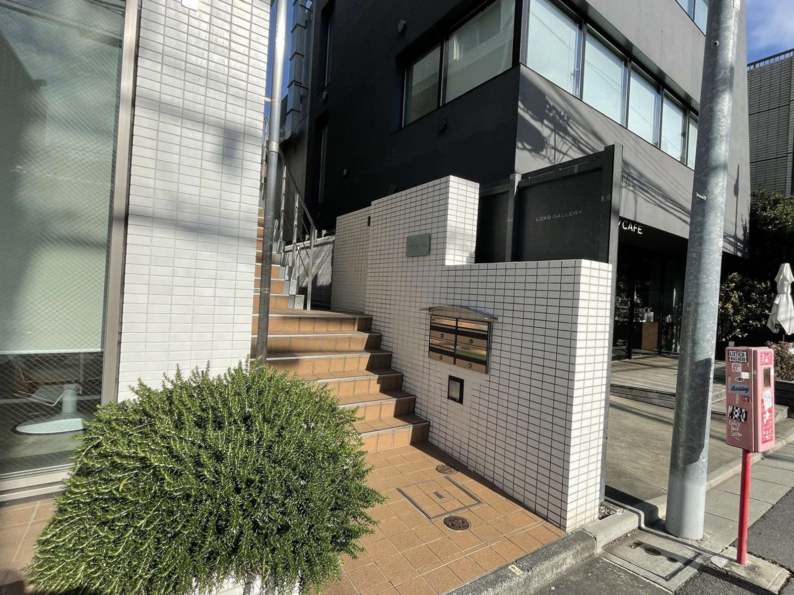 物件出入口