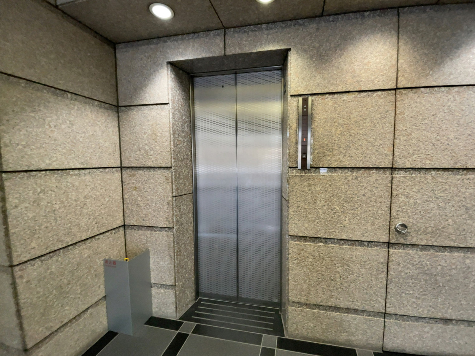 エレベーター