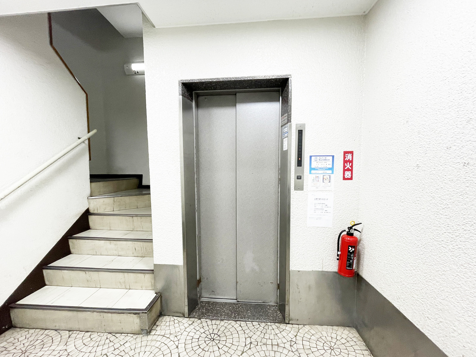 エレベーター