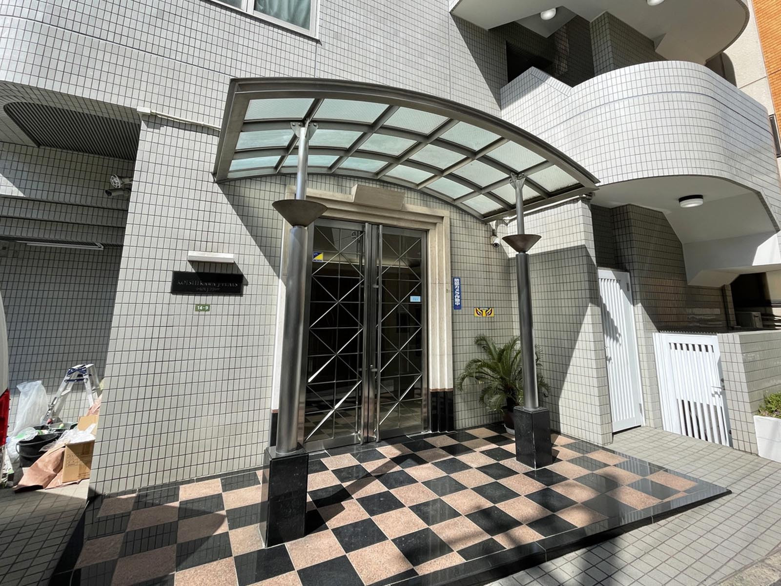 物件出入口