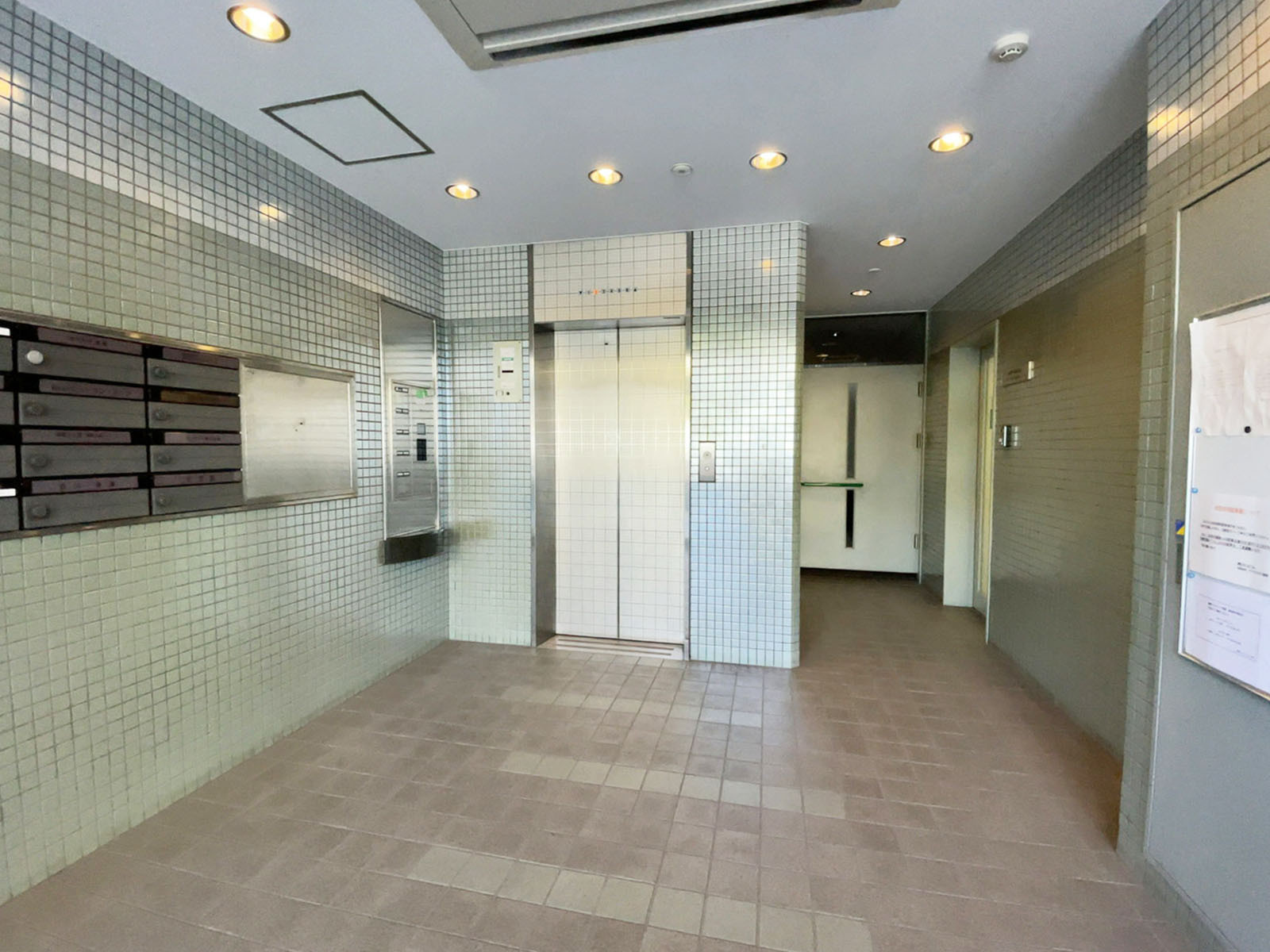 エントランス