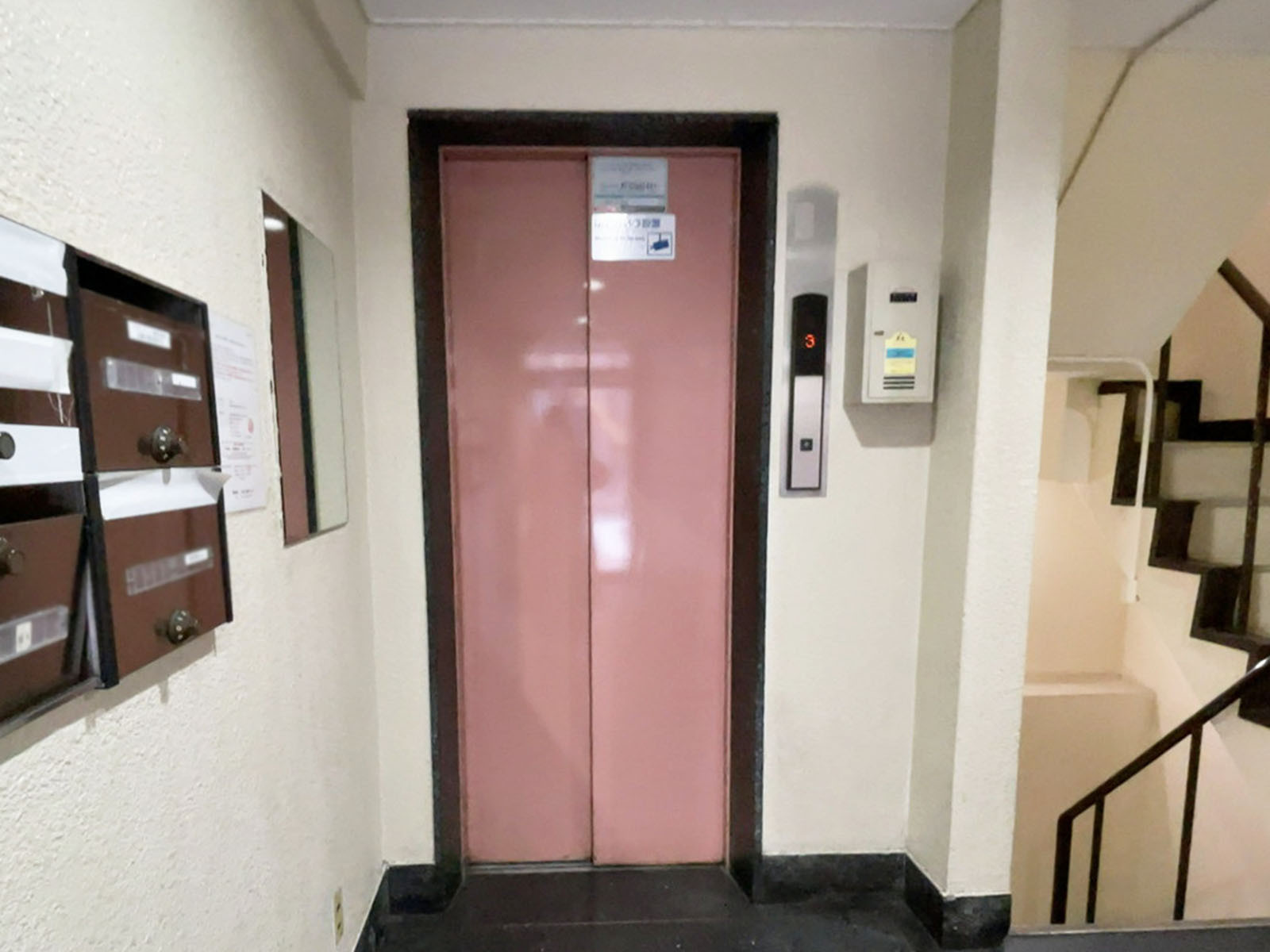 エレベーター(1基)