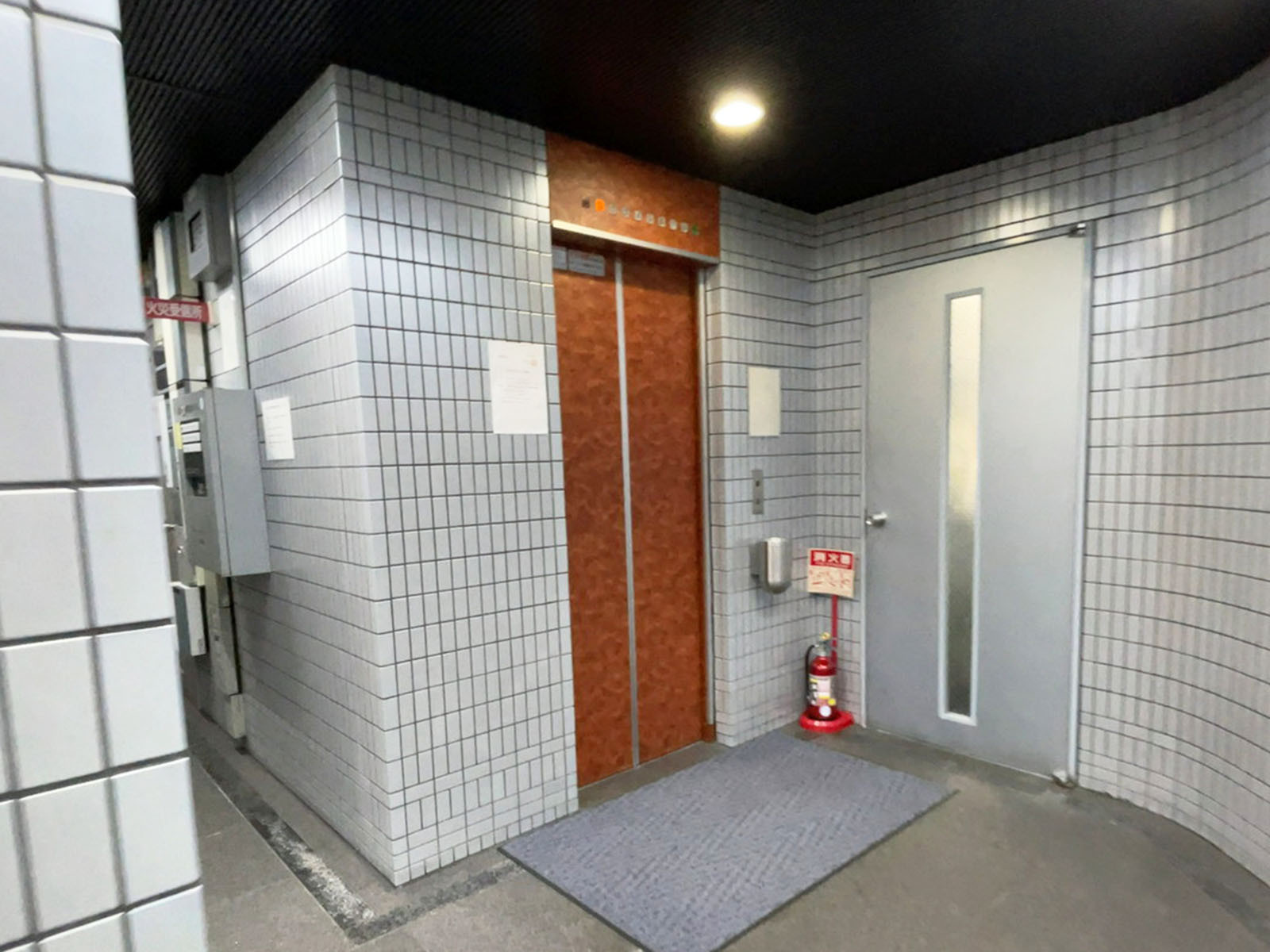 エレベーター
