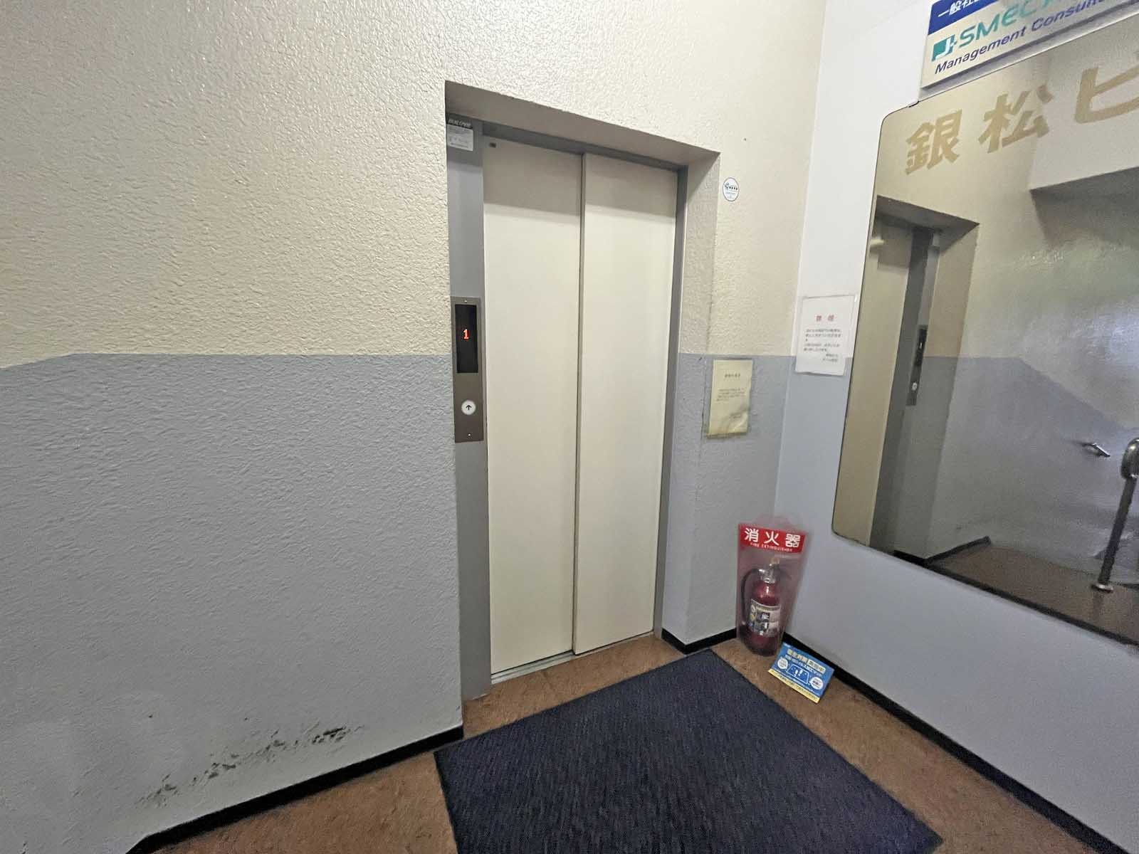 エレベーター