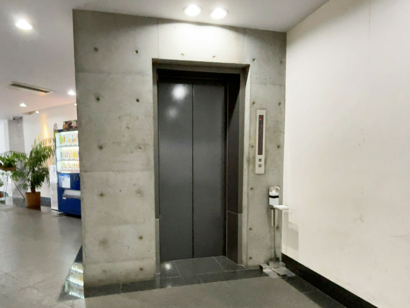 エレベーター