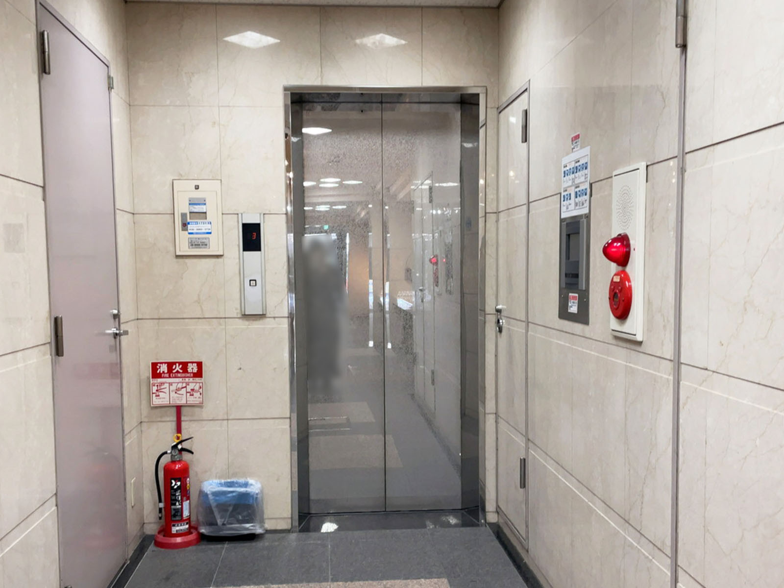 エレベーター