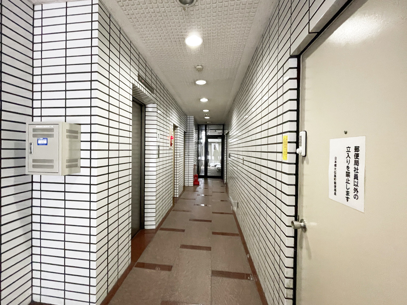 エレベーターホール