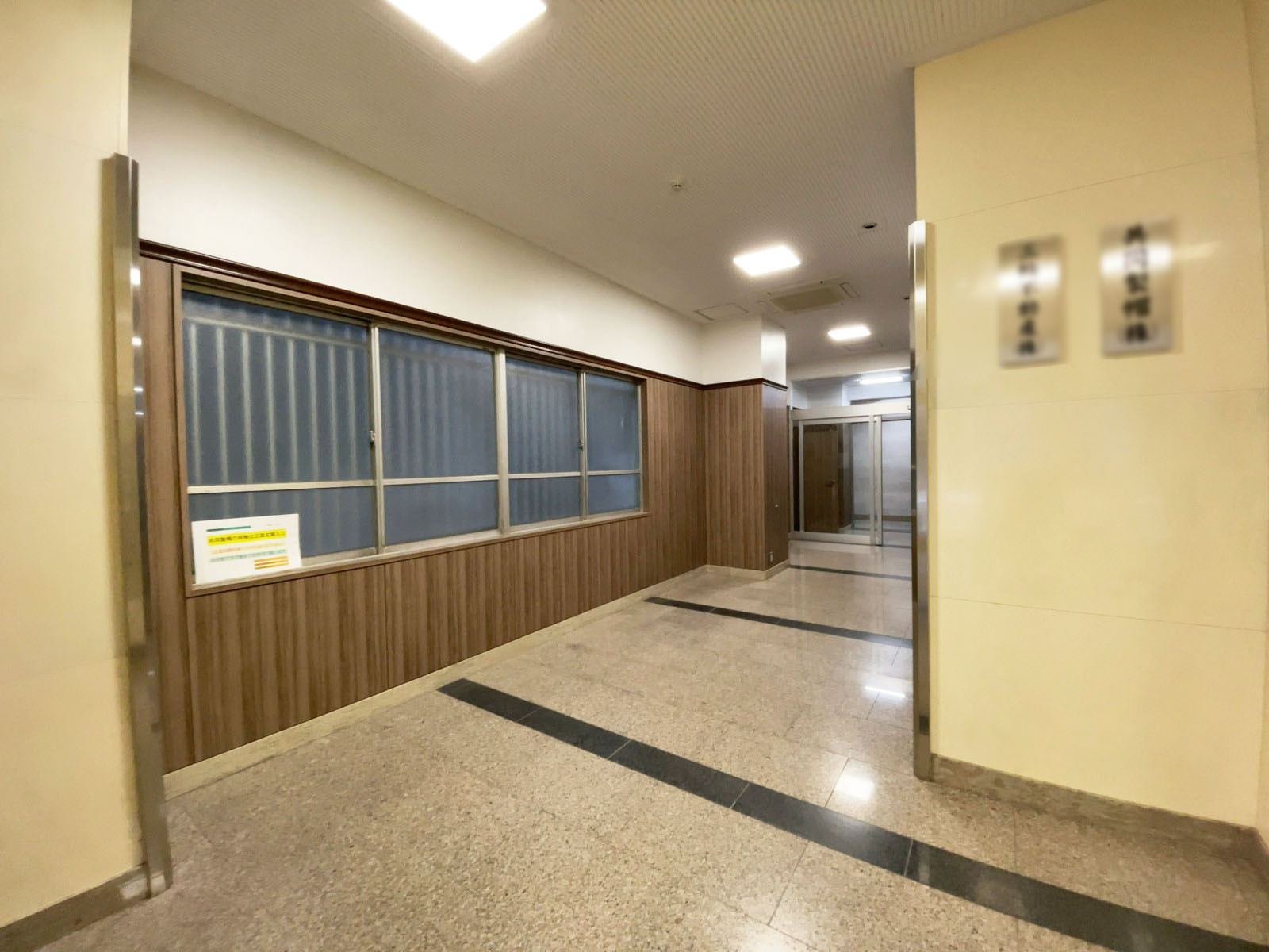 エントランス