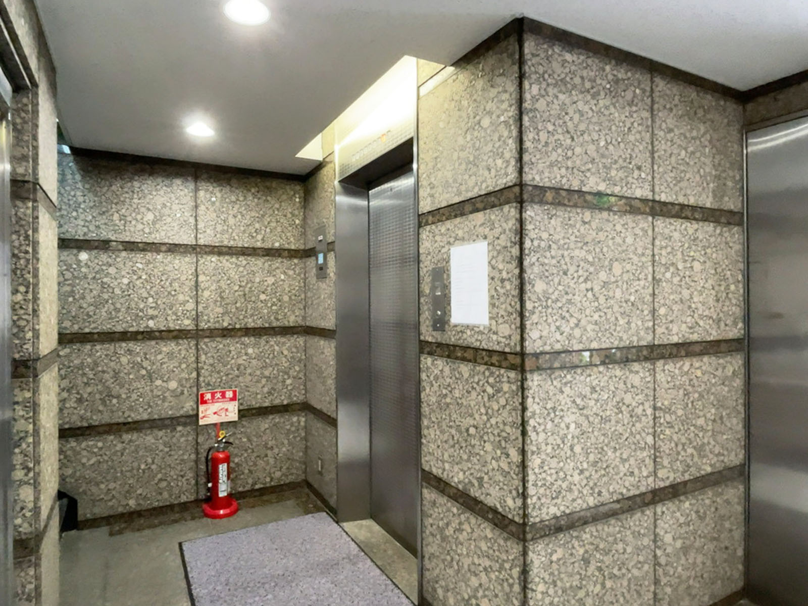 エレベーター