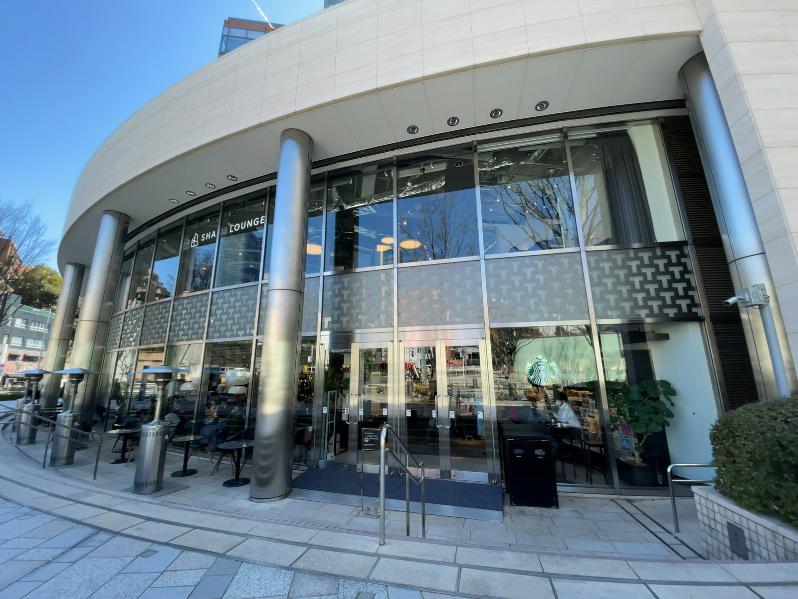 1階の六本木 蔦屋書店