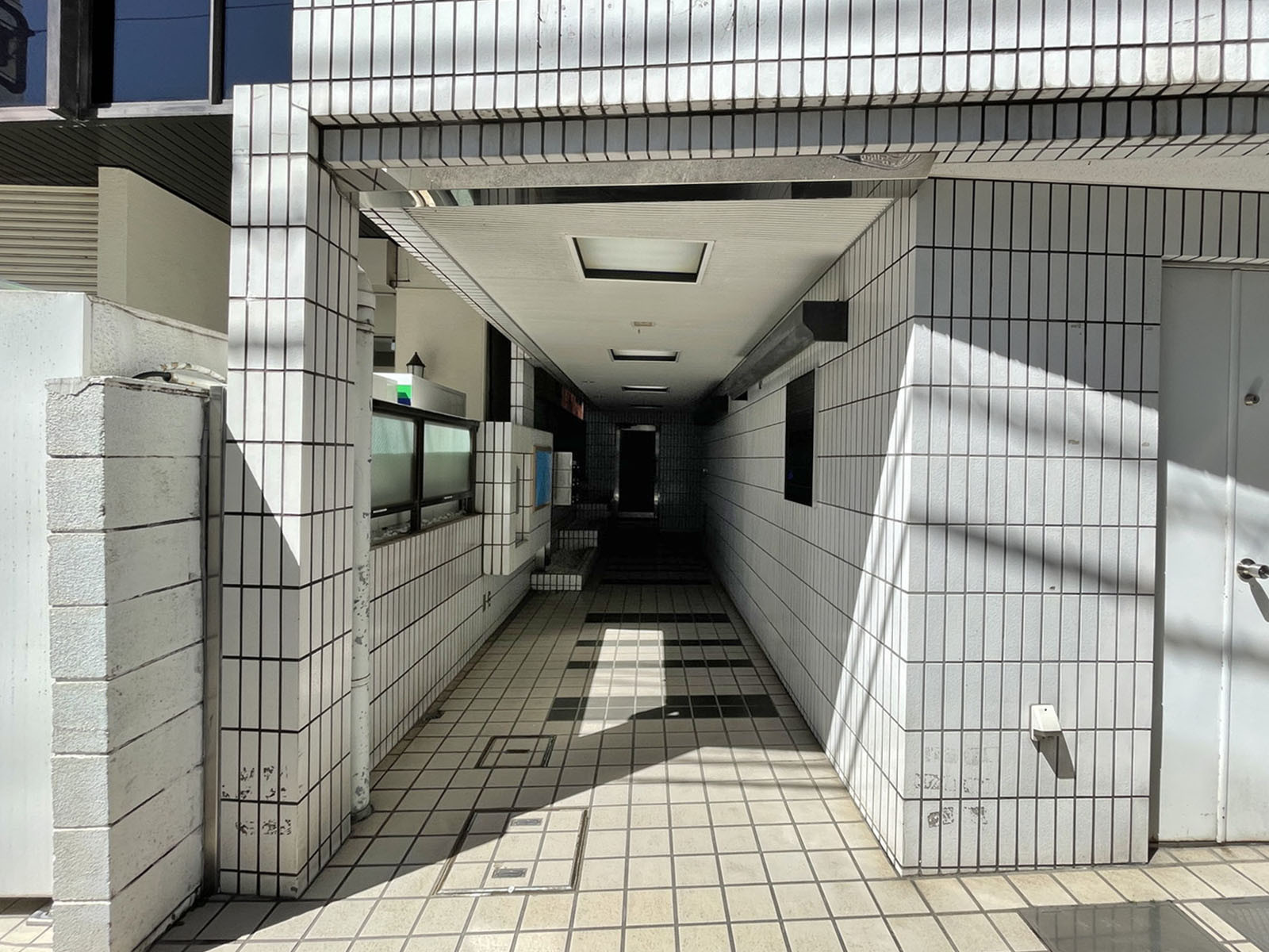 エントランスアプローチ