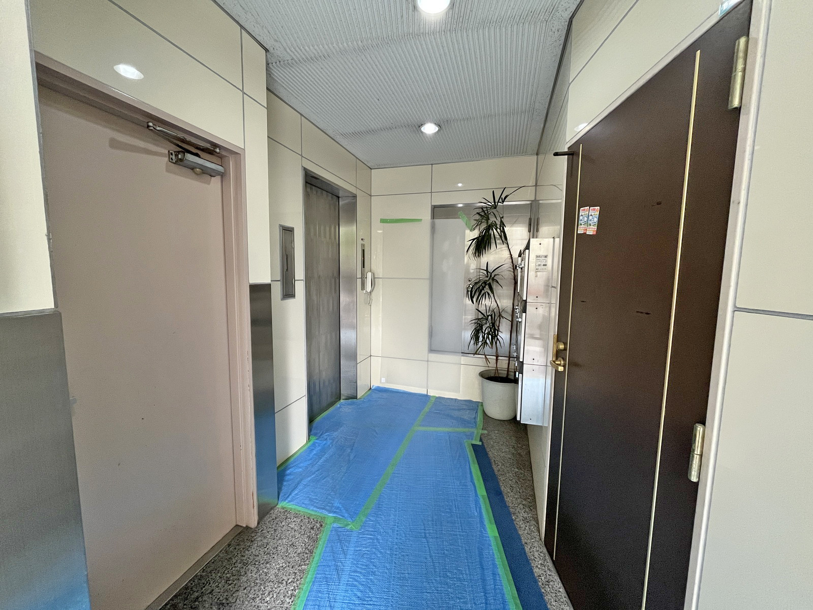 エントランス