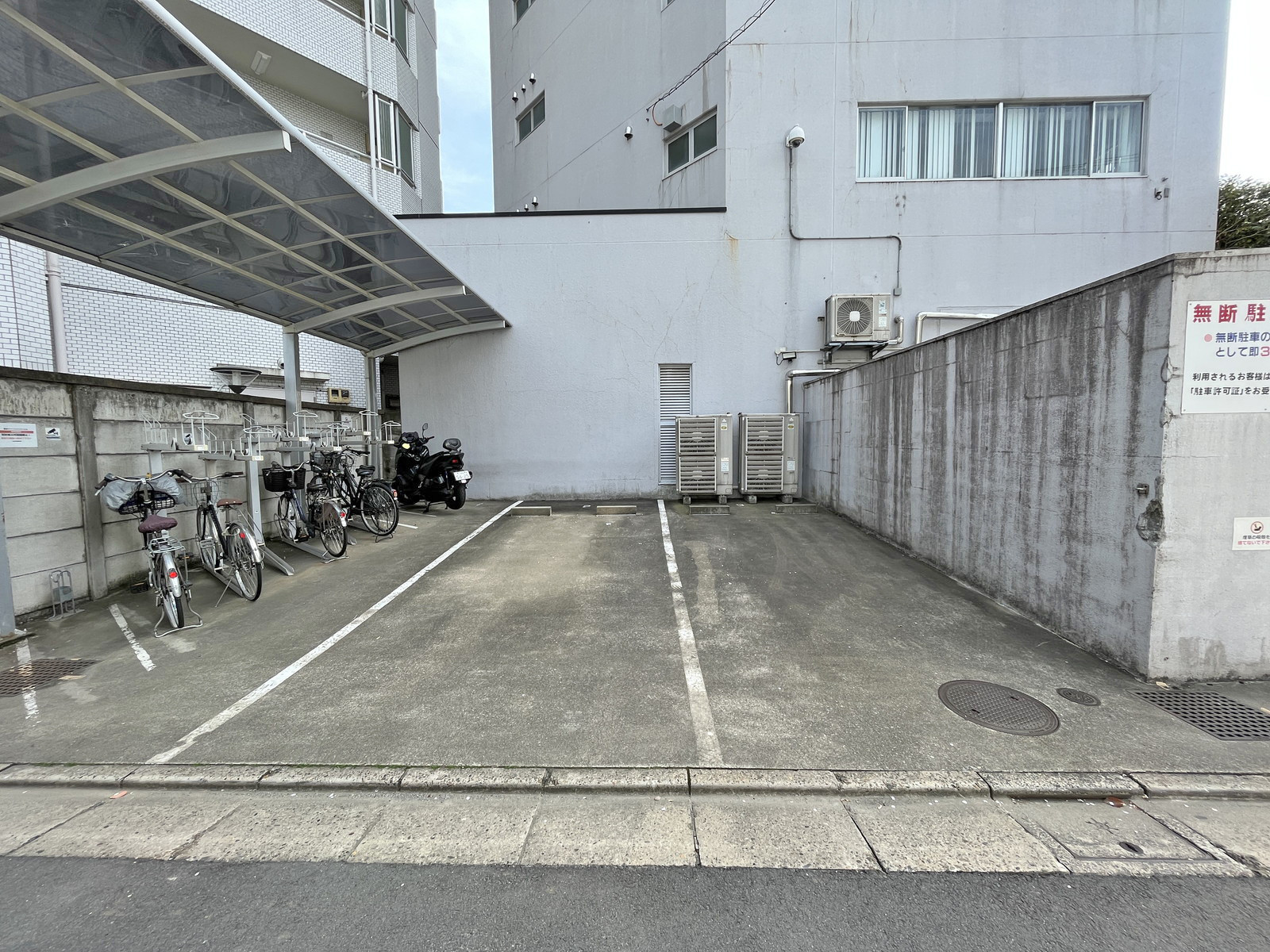 駐車場