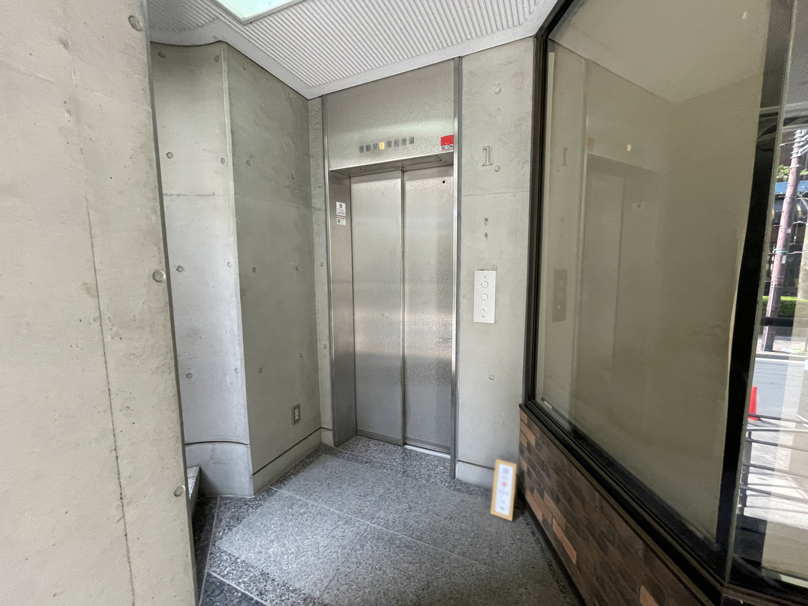 エレベーター