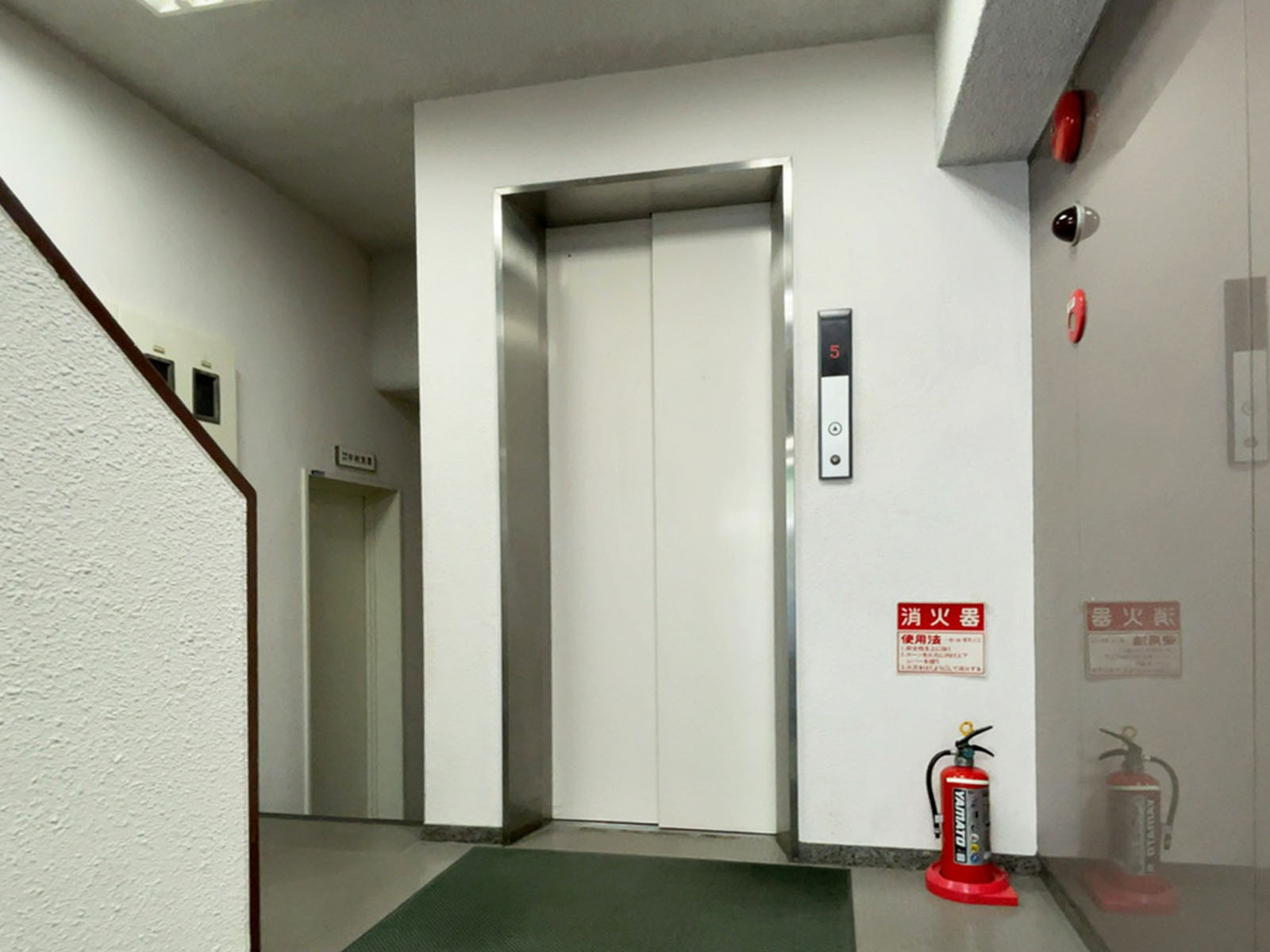 エレベーター