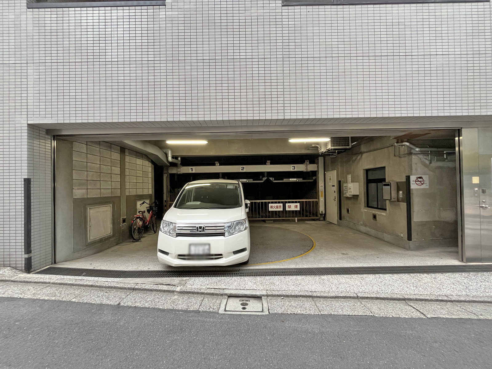 駐車場
