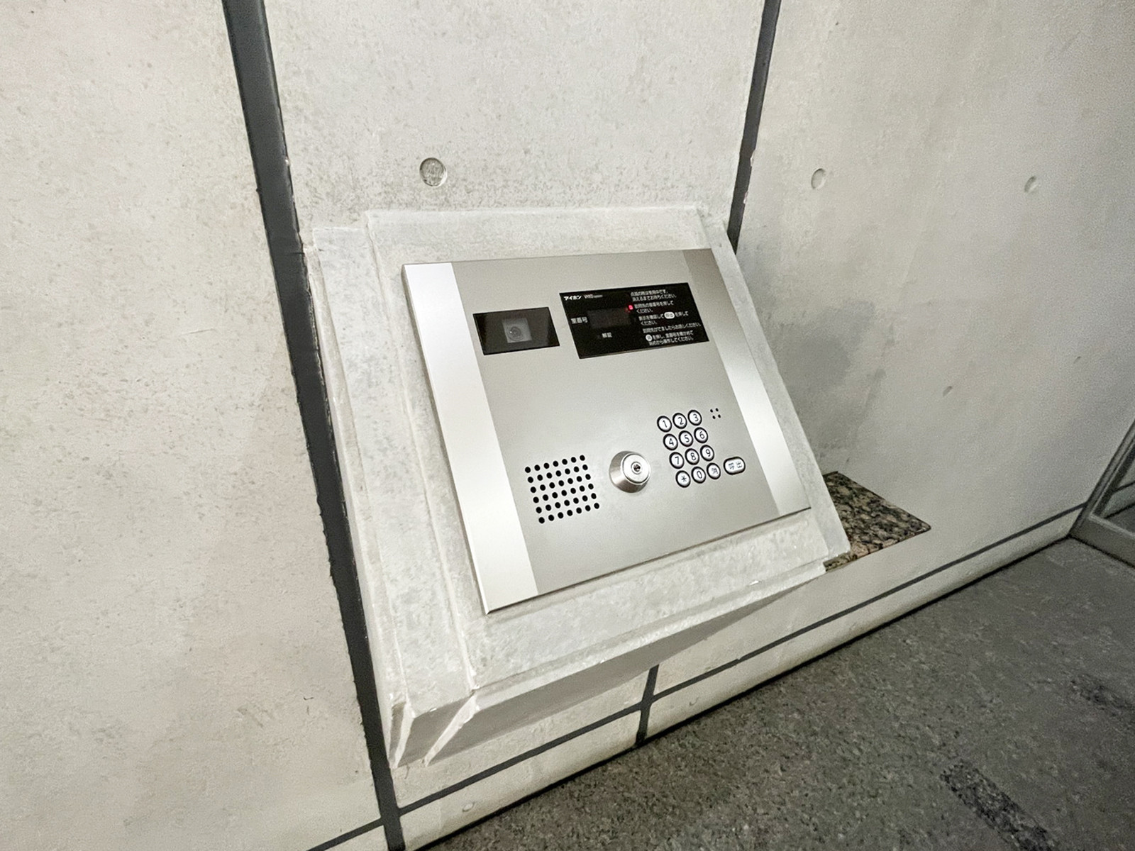 インターホン