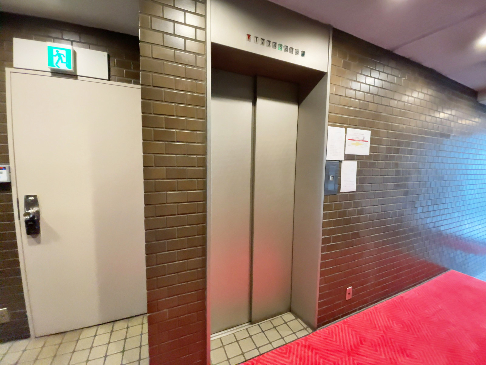 エレベーター