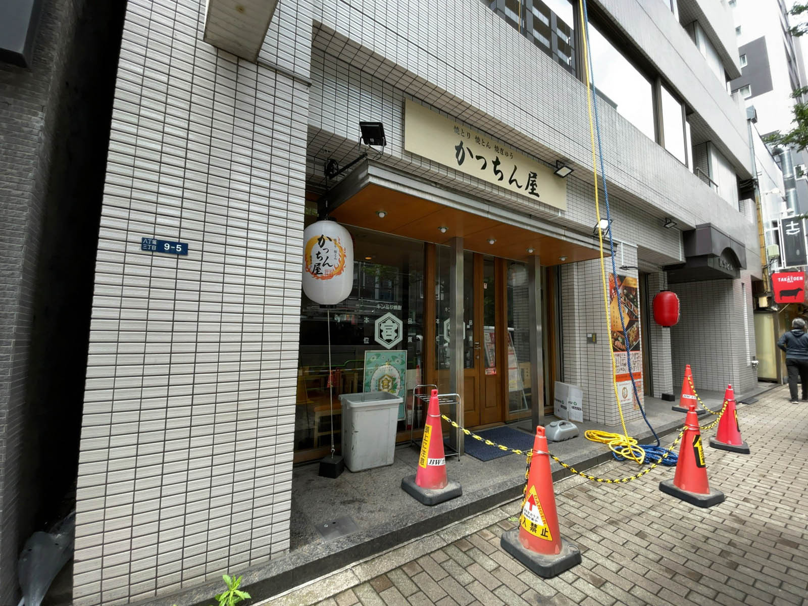 1階の飲食店