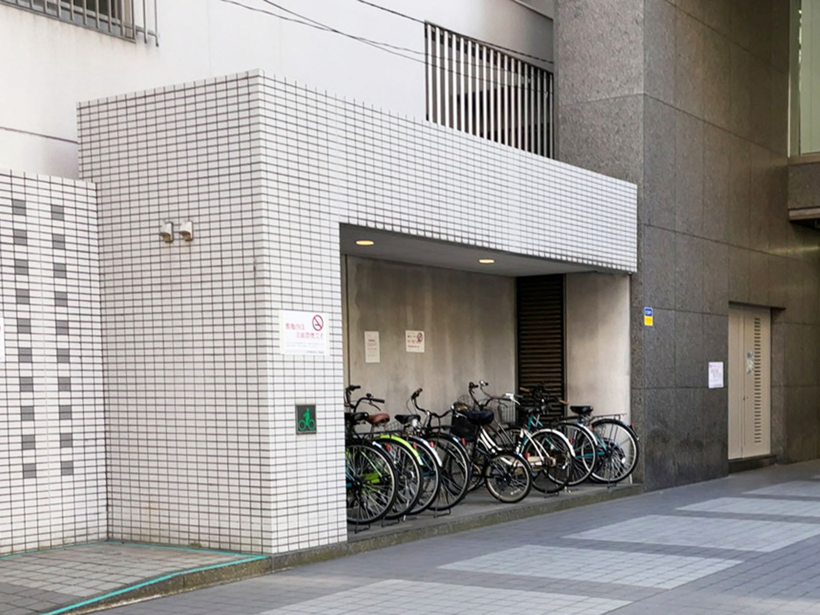 駐輪場