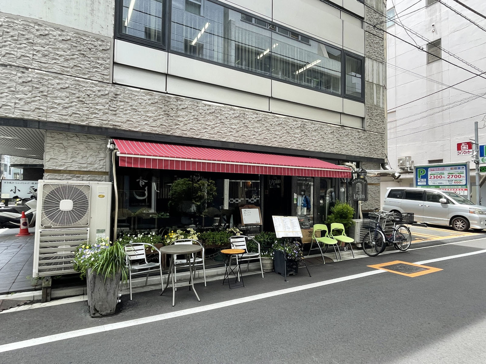 1階の飲食店