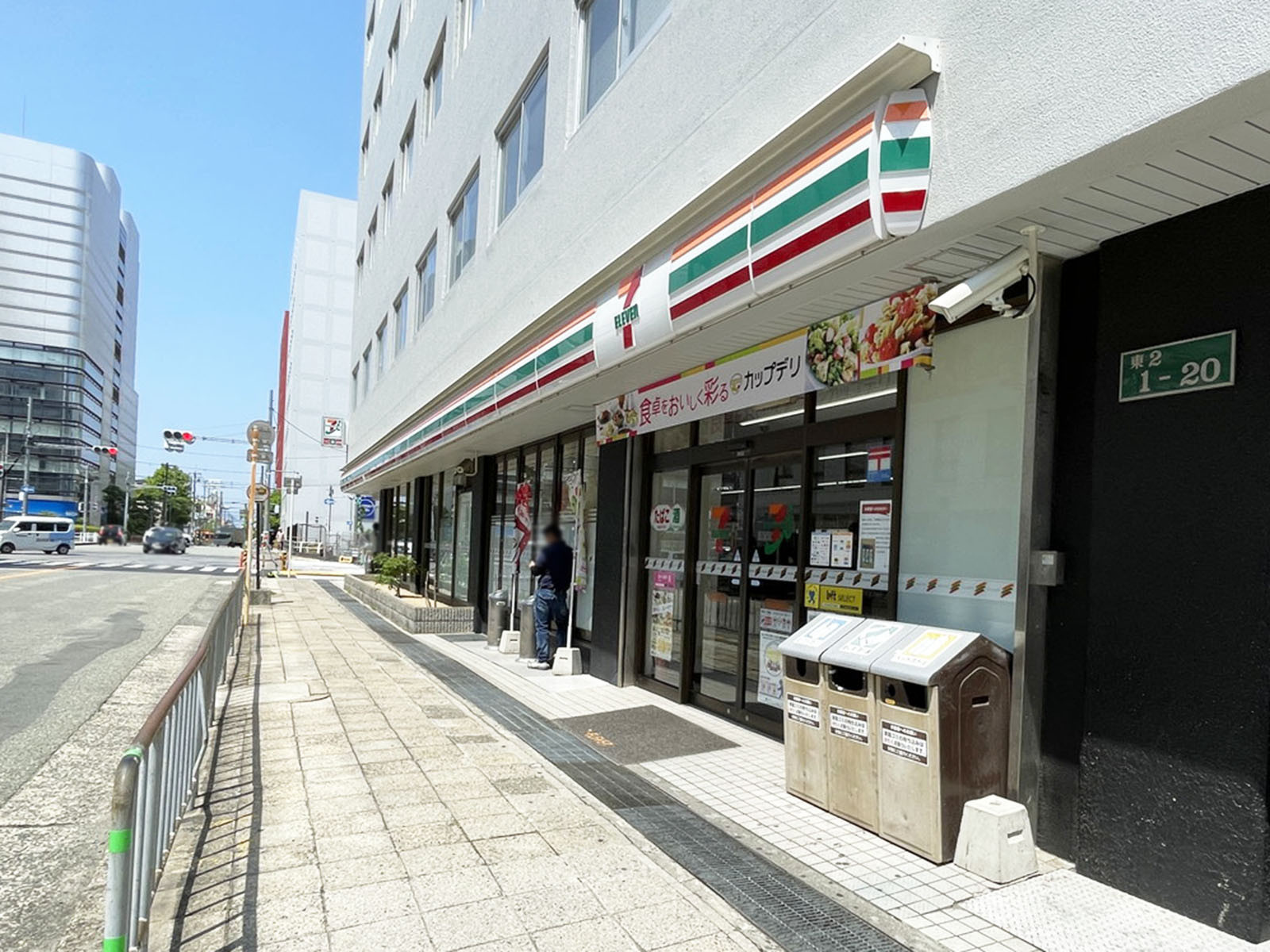 1階のセブンイレブン 箕面船場東店