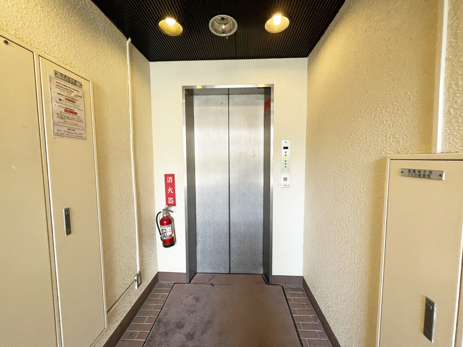 エレベーター