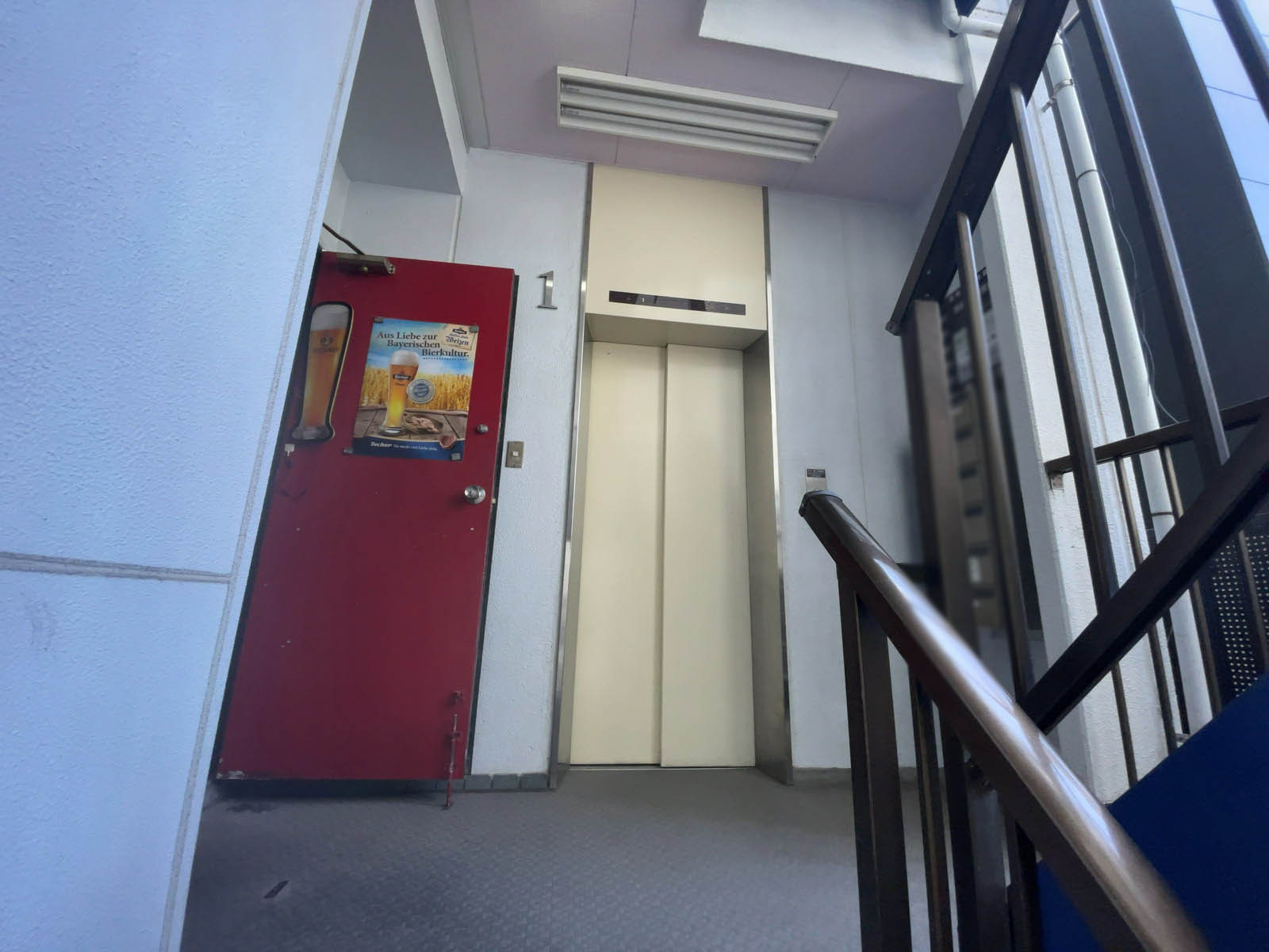 エレベーター