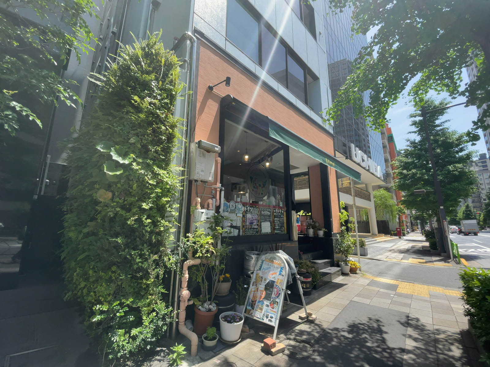1階の飲食店