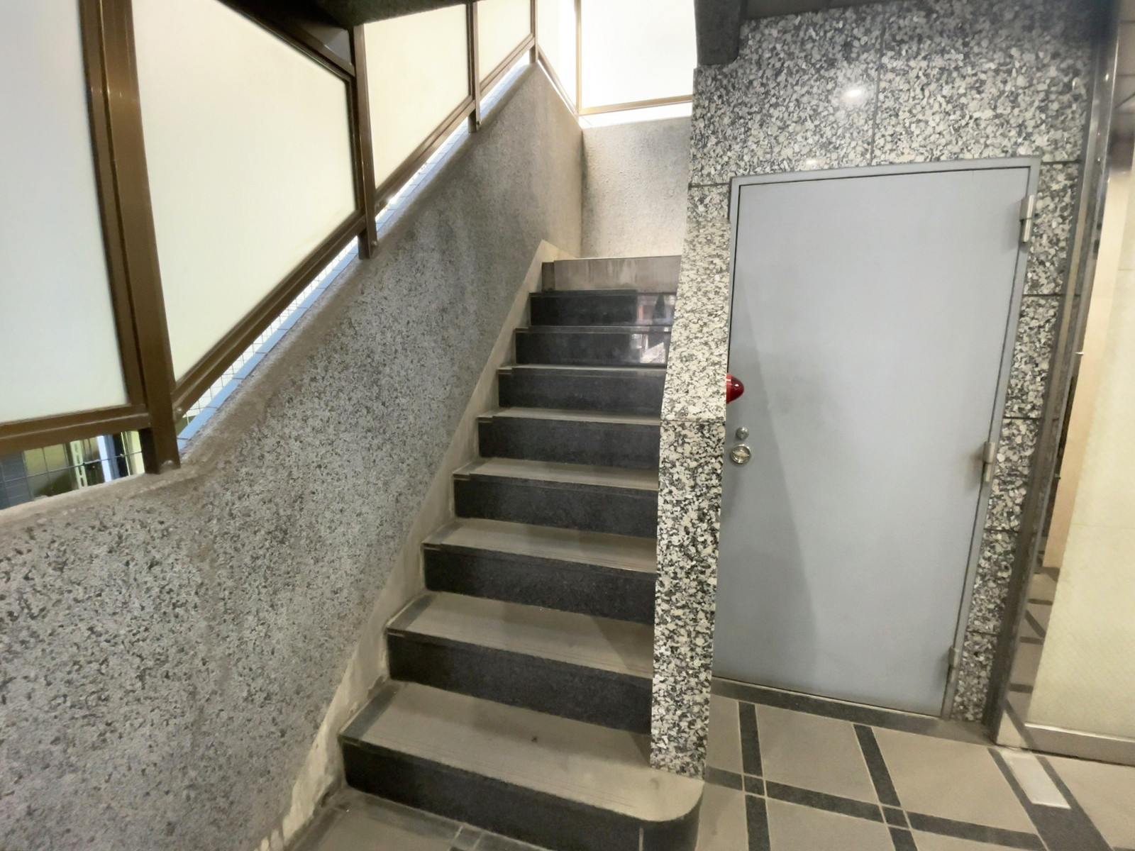 内階段