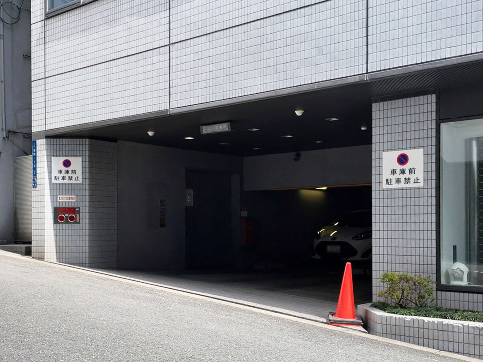 駐車場