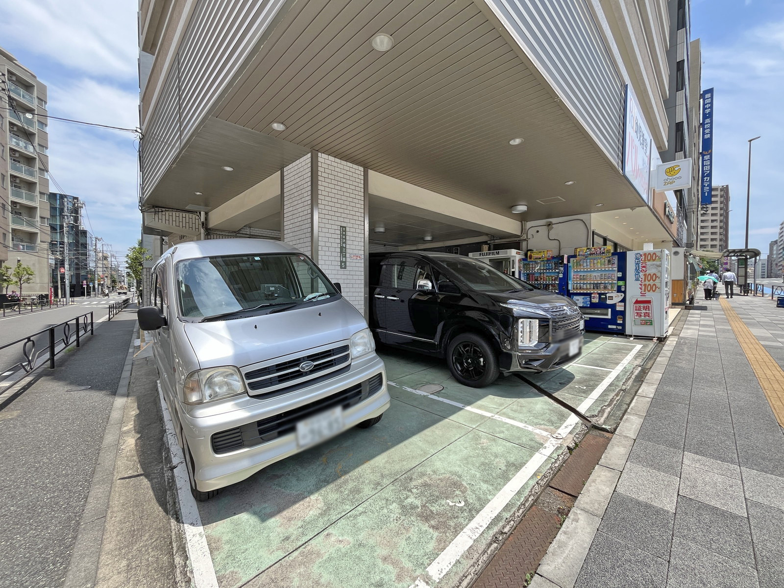 駐車場