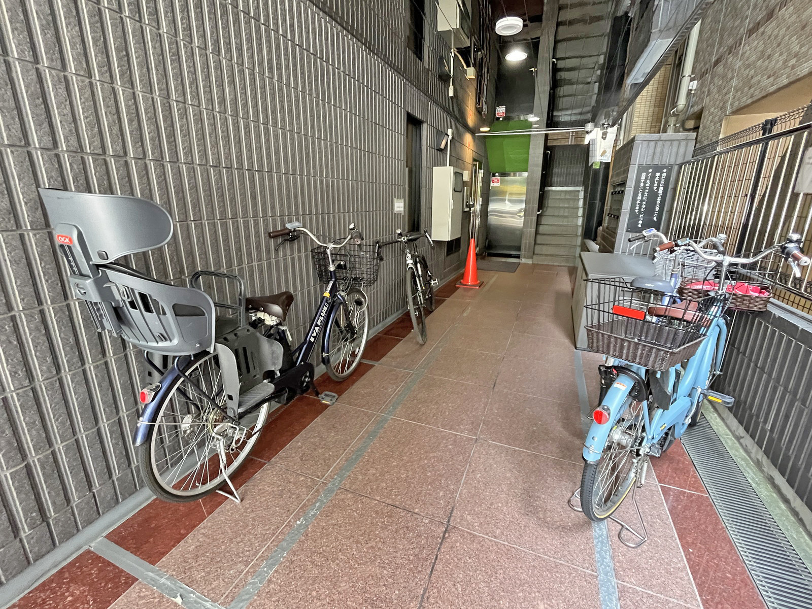 駐輪場