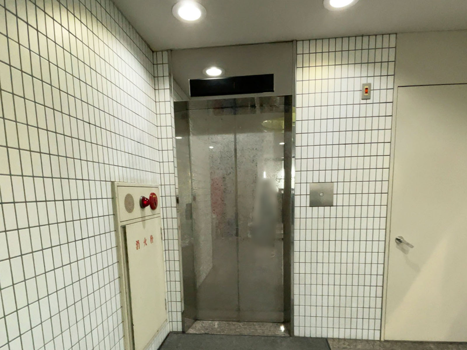 エレベーター